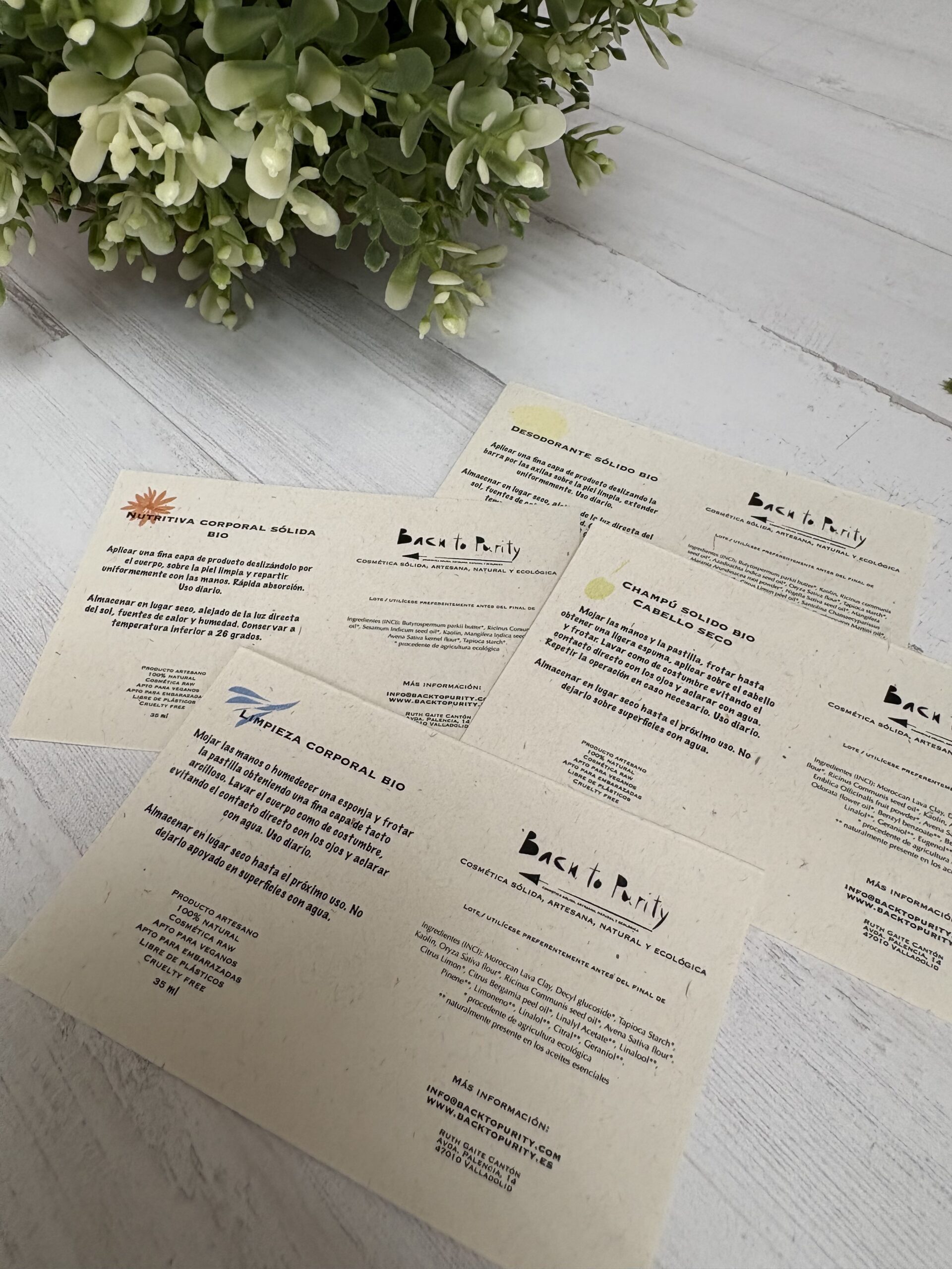 Adhesivos de papel reciclado